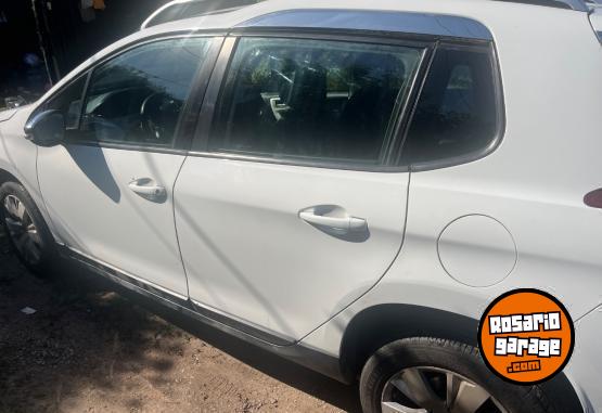 Autos - Peugeot 2008 2016 Nafta 128000Km - En Venta