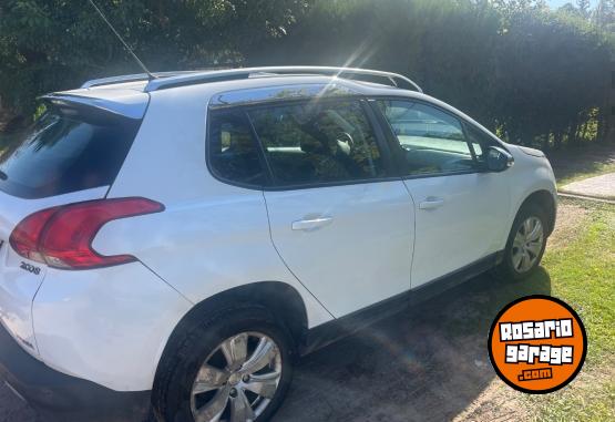 Autos - Peugeot 2008 2016 Nafta 128000Km - En Venta