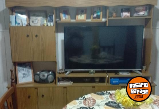 Hogar - SE VENDE MODULAR CON LUZ PARA TV DE 50 PULGADAS - En Venta
