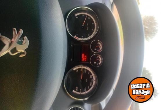 Autos - Peugeot 408 2013 Nafta 92000Km - En Venta