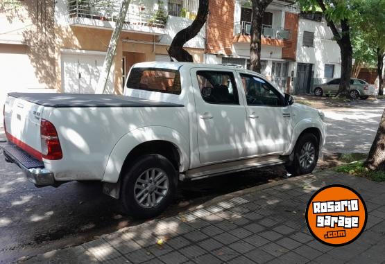 Camionetas - Toyota Hilux 2015 Diesel 210000Km - En Venta