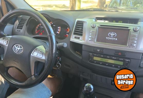 Camionetas - Toyota Hilux 2015 Diesel 210000Km - En Venta