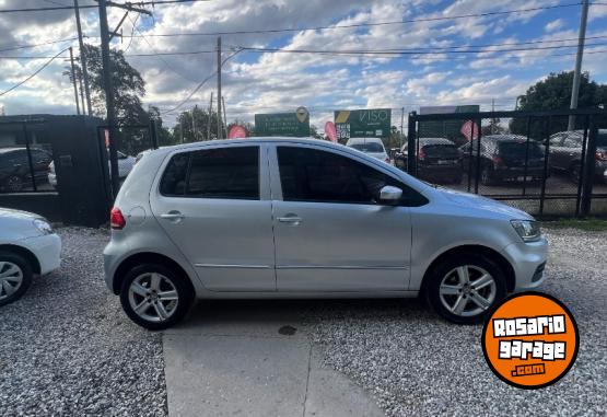 Autos - Volkswagen FOX 1.6 CONFORTLINE 2015 Nafta  - En Venta