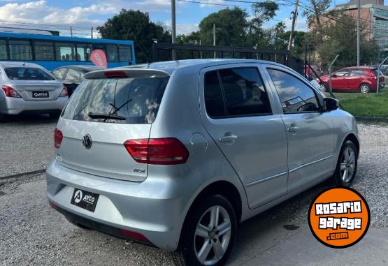 Autos - Volkswagen FOX 1.6 CONFORTLINE 2015 Nafta  - En Venta