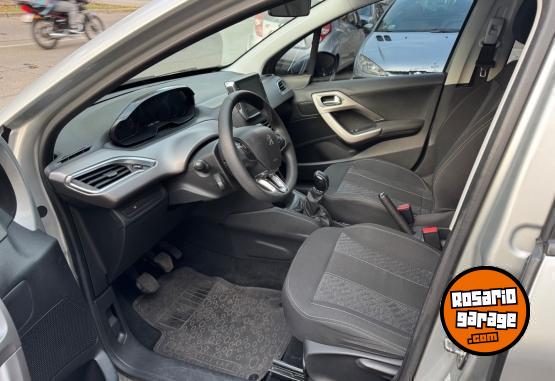 Autos - Peugeot 208 2018 Nafta 62000Km - En Venta