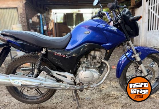 Motos - Honda Titán 150 2016 Nafta 25000Km - En Venta