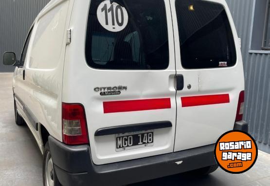Utilitarios - Citroen berlingo furgon 2013 Diesel 163000Km - En Venta