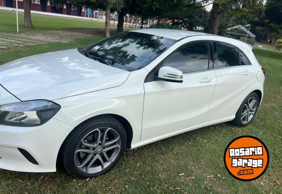 Autos - Mercedes Benz A 200 URBAN 2016 Nafta 191000Km - En Venta