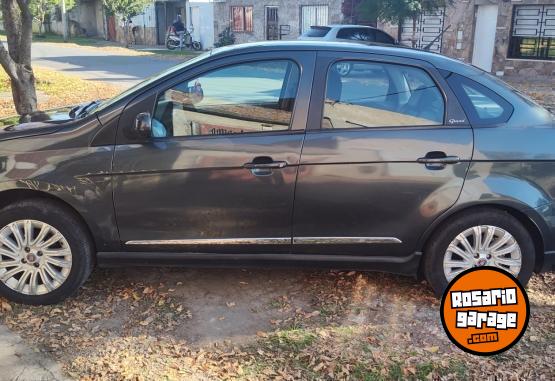 Autos - Fiat Grand siena 2013 2013 GNC 124500Km - En Venta