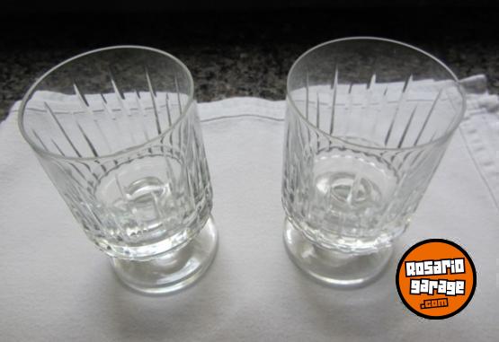 Hogar - 12 COPAS DE CRISTAL TALLADO PARA VINO - En Venta