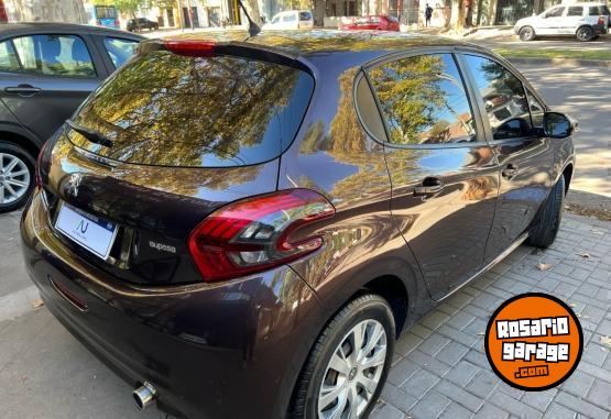 Autos - Peugeot 208 active 2018 Nafta 98000Km - En Venta