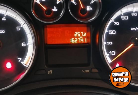 Autos - Peugeot 308 2013 Nafta 162000Km - En Venta