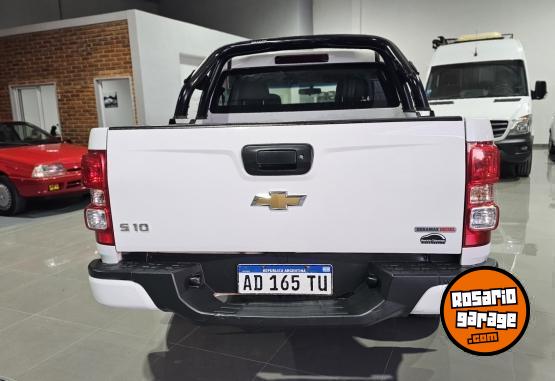 Camionetas - Chevrolet S10 doble cabina 4x2 Ls 2018 Diesel 150000Km - En Venta