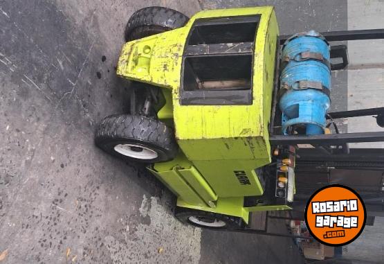 Camiones y Grúas - AUTOELEVADOR - En Venta