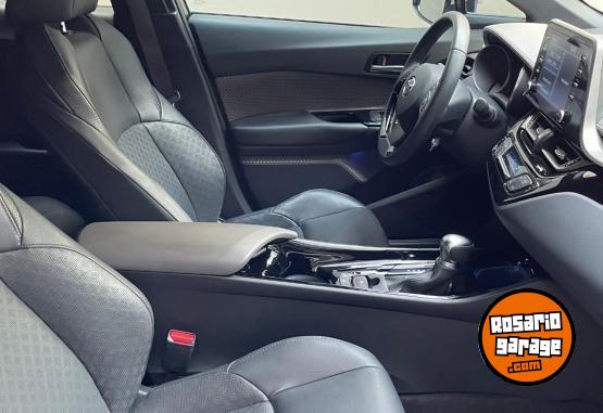 Autos - Toyota CH-R HYBRID 2020 Electrico / Hibrido 30000Km - En Venta