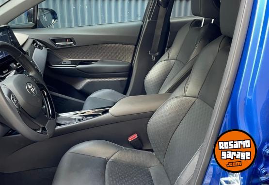 Autos - Toyota CH-R HYBRID 2020 Electrico / Hibrido 30000Km - En Venta