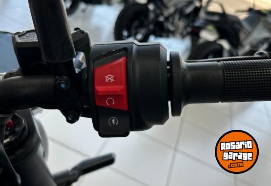 Motos - Husqvarna SVARTPILEN 401 NG 2025 Nafta 0Km - En Venta