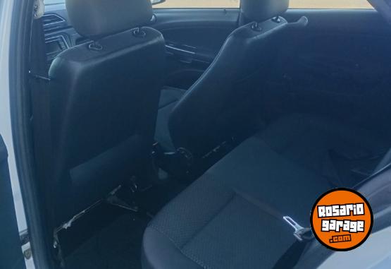 Autos - Volkswagen Voyage 1.6 trendline 2017 GNC 184000Km - En Venta