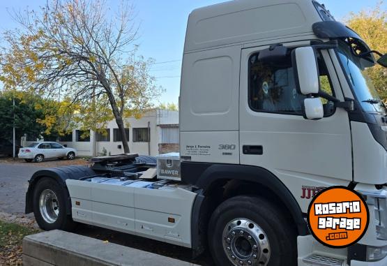 Camiones y Grúas - VOLVO FM 380 FULL - En Venta