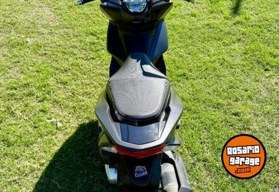 Motos - Honda PCX 150 2017 Nafta 22000Km - En Venta