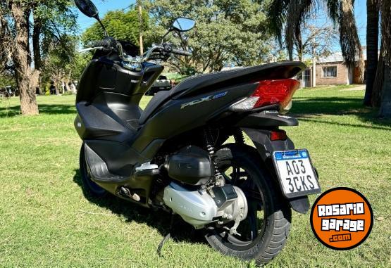 Motos - Honda PCX 150 2017 Nafta 22000Km - En Venta