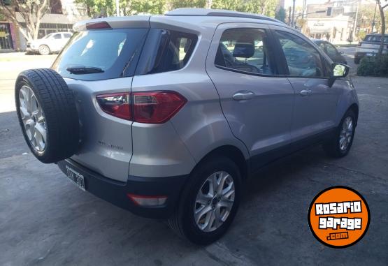 Autos - Ford ECOSPORT 1.6 TITANIUM 2015 Nafta 122000Km - En Venta