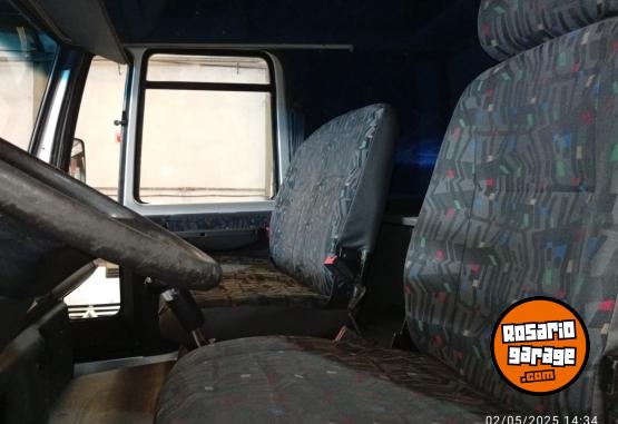 Camiones y Gras - FORD CARGO 1832e - CABINA DORMITORIO - BARANDA VOLCABLE - 2011 - En Venta