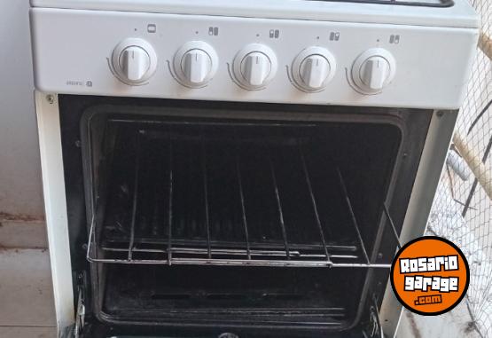 Hogar - OPORTUNIDAD!!! VENDO COCINA AURORA IMPECABLE - En Venta