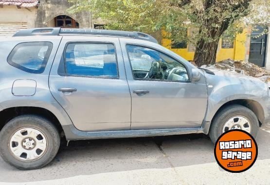 Autos - Renault Duster dinámic 2015 Nafta 211000Km - En Venta