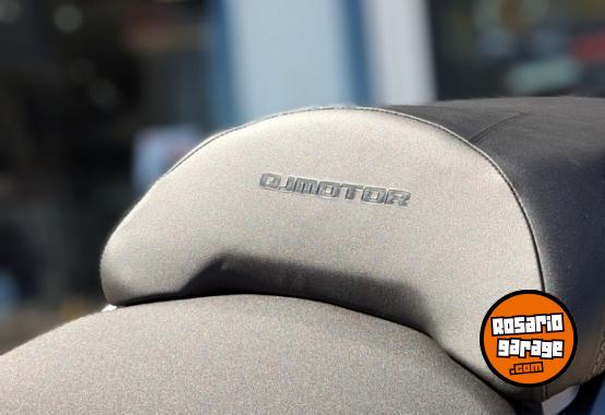 Motos - Qj Motor SRT 550 2025 Nafta 0Km - En Venta