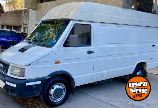 Utilitarios - Iveco daily 3510 2006 Diesel 1Km - En Venta