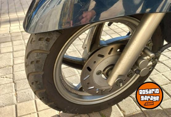 Motos - SYM FIDDLE II 150 2020 Nafta 10000Km - En Venta