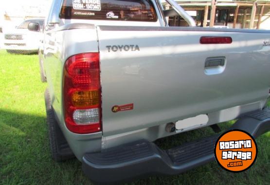 Camionetas - Toyota HILUX 2.5TD DX PACK 4X2 2008 Diesel 278000Km - En Venta