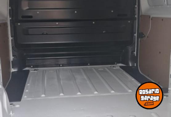 Utilitarios - Citroen JUMPY FURGON 1.6 HDI MY25 2025 Diesel 0Km - En Venta