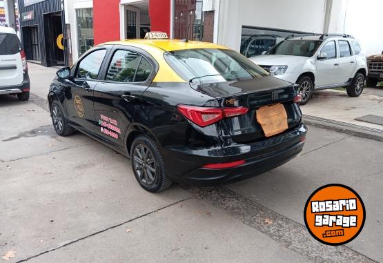 Autos - Fiat CRONOS 2023 GNC 70000Km - En Venta