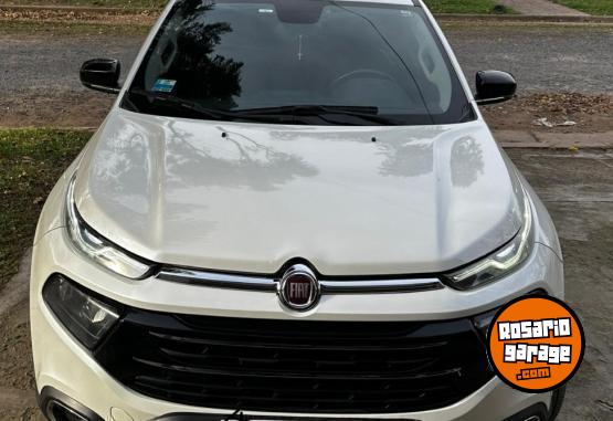 Camionetas - Fiat TORO VOLCANO 2020 Diesel 95000Km - En Venta