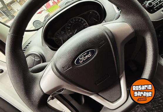 Autos - Ford Ka S+ Lnea Nueva. 2018 Nafta 33000Km - En Venta
