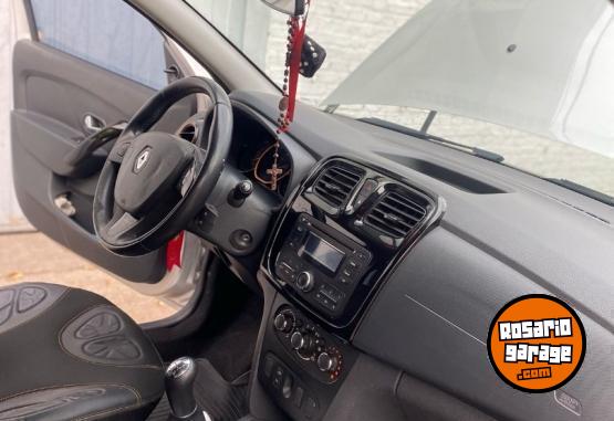 Autos - Renault Sandero Stepway 2016 Nafta 120000Km - En Venta