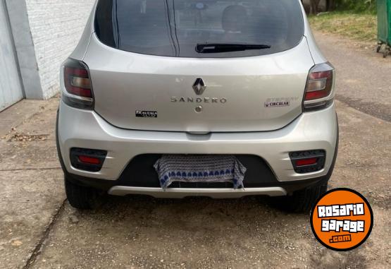Autos - Renault Sandero Stepway 2016 Nafta 120000Km - En Venta