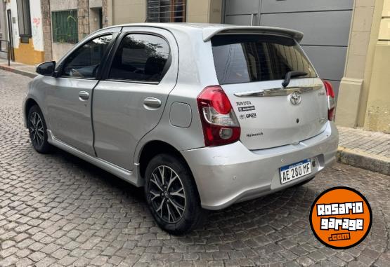 Autos - Toyota Etios AT 2020 Nafta 93500Km - En Venta