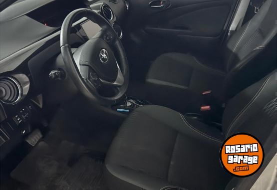 Autos - Toyota Etios AT 2020 Nafta 93500Km - En Venta