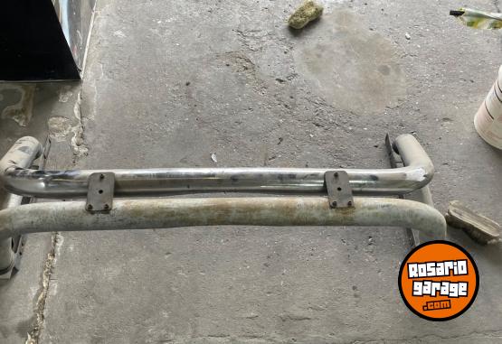 Accesorios para Autos - BARRA CROMADA S10 - En Venta