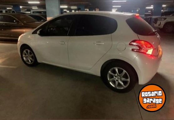 Autos - Peugeot 208 allure 2016 Nafta 36000Km - En Venta