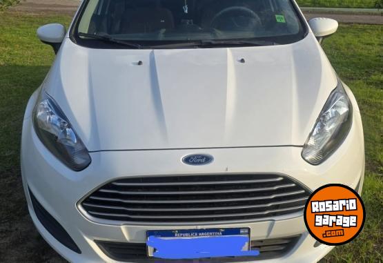 Autos - Ford Fiesta 5 puertas S 1.6 2017 Nafta 75000Km - En Venta