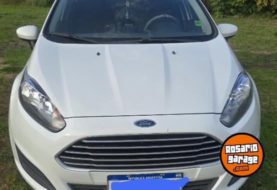Autos - Ford Fiesta 5 puertas S 1.6 2017 Nafta 75000Km - En Venta