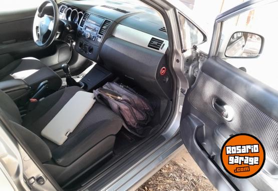 Autos - Nissan Tiida 2013 Nafta 130000Km - En Venta