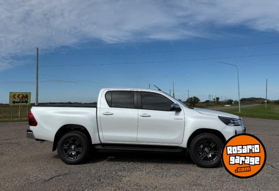 Camionetas - Toyota Hilux 2025 Diesel 0Km - En Venta
