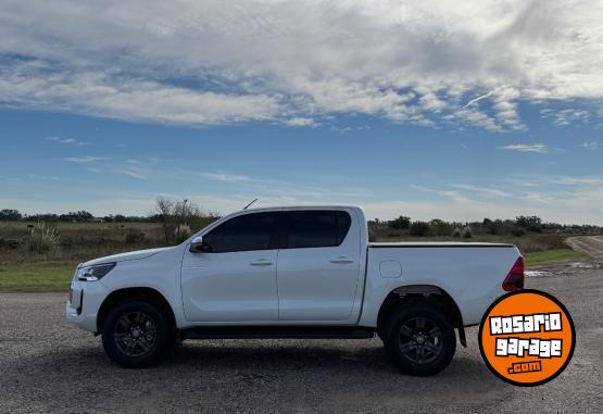 Camionetas - Toyota Hilux 2025 Diesel 0Km - En Venta