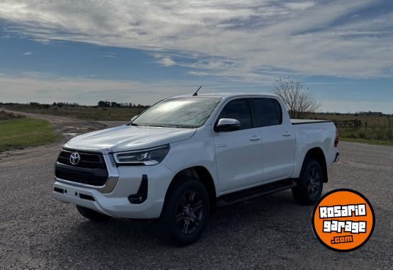 Camionetas - Toyota Hilux 2025 Diesel 0Km - En Venta