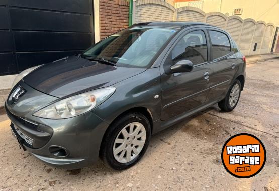 Autos - Peugeot 207 2010 Nafta 111Km - En Venta